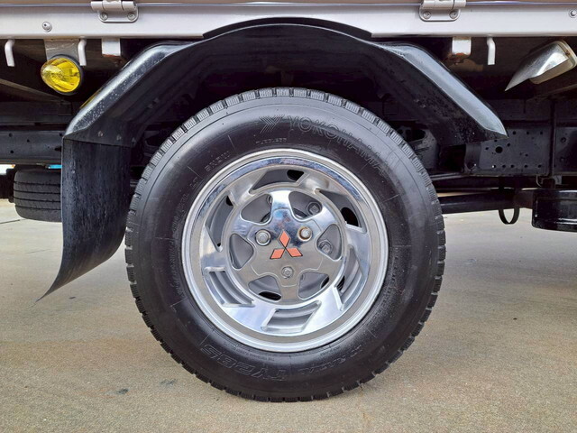 三菱ふそうキャンタークレーン5段小型（2t・3t）[写真15]