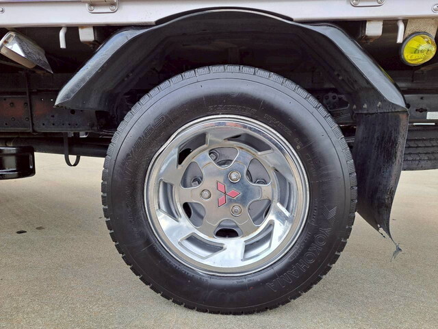 三菱ふそうキャンタークレーン5段小型（2t・3t）[写真19]