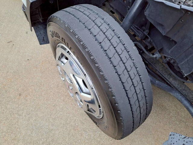 三菱ふそうキャンタークレーン5段小型（2t・3t）[写真25]