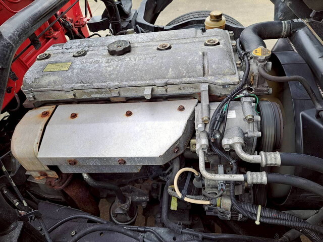 三菱ふそうキャンタークレーン5段小型（2t・3t）[写真26]