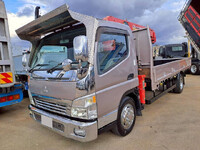 三菱ふそうキャンタークレーン5段小型（2t・3t）[写真04]