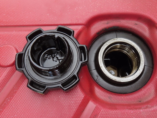 日野デュトロ平ボディ小型（2t・3t）[写真16]