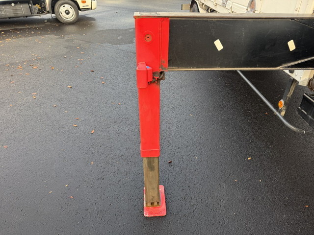 いすゞフォワードクレーン5段中型（4t）[写真17]