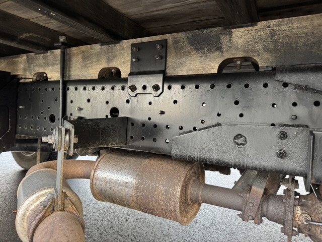 いすゞフォワードクレーン5段中型（4t）[写真23]