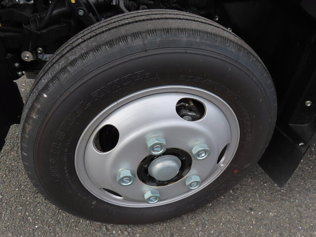 日野デュトロアルミバン小型（2t・3t）[写真13]