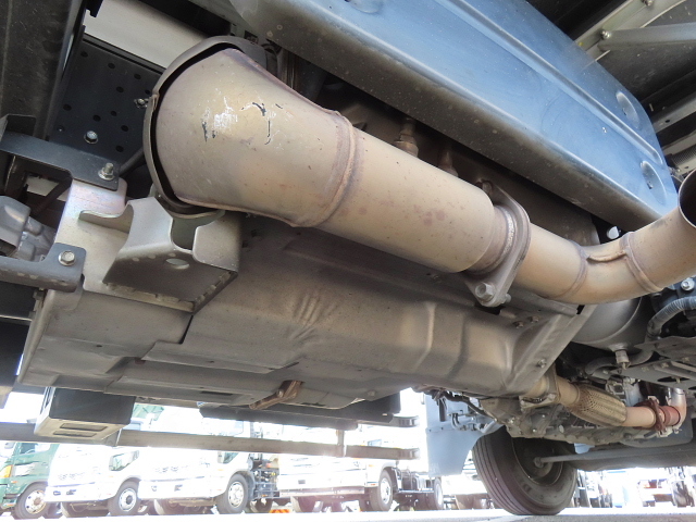 いすゞフォワードアルミウイング中型（4t）[写真12]