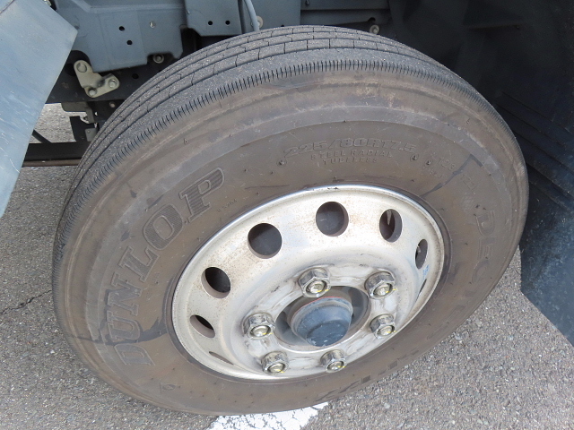 いすゞフォワードアルミウイング中型（4t）[写真13]