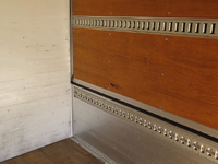 いすゞフォワードアルミウイング中型（4t）[写真30]