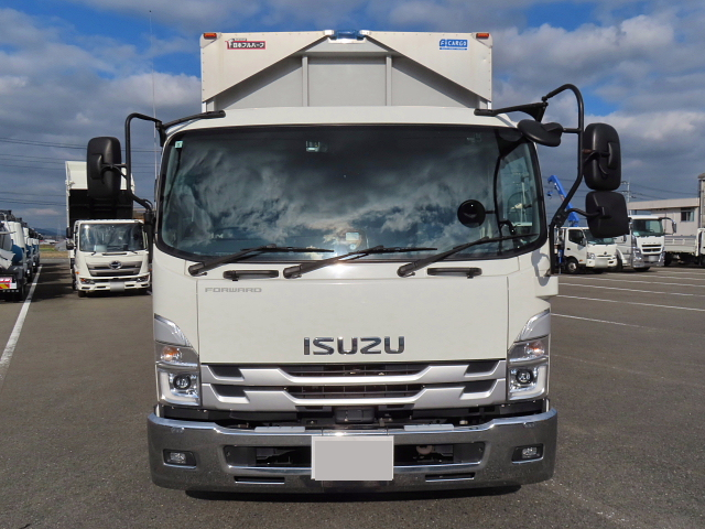 いすゞフォワードアルミウイング中型（4t）[写真03]