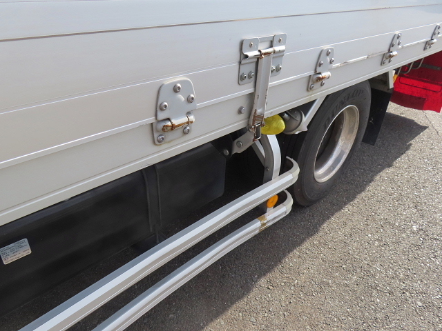 いすゞフォワードアルミウイング中型（4t）[写真32]