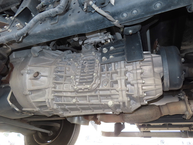 いすゞフォワードアルミウイング中型（4t）[写真08]