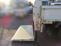 日野デュトロ平ボディ小型（2t・3t）[写真12]