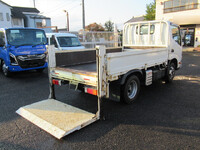 日野デュトロ平ボディ小型（2t・3t）[写真15]