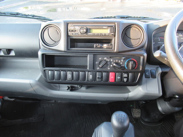 日野デュトロ平ボディ小型（2t・3t）[写真22]