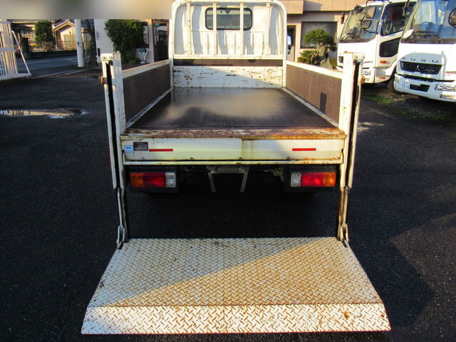 日野デュトロ平ボディ小型（2t・3t）[写真05]