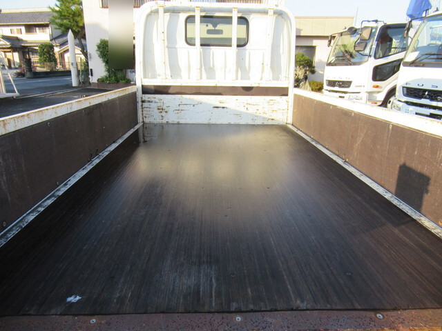 日野デュトロ平ボディ小型（2t・3t）[写真07]