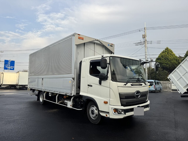 日野レンジャーアルミウイング中型（4t）[写真03]