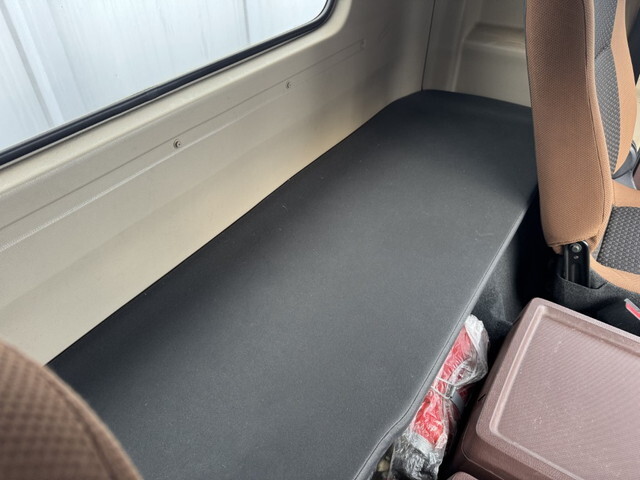 日野レンジャーアルミウイング中型（4t）[写真07]