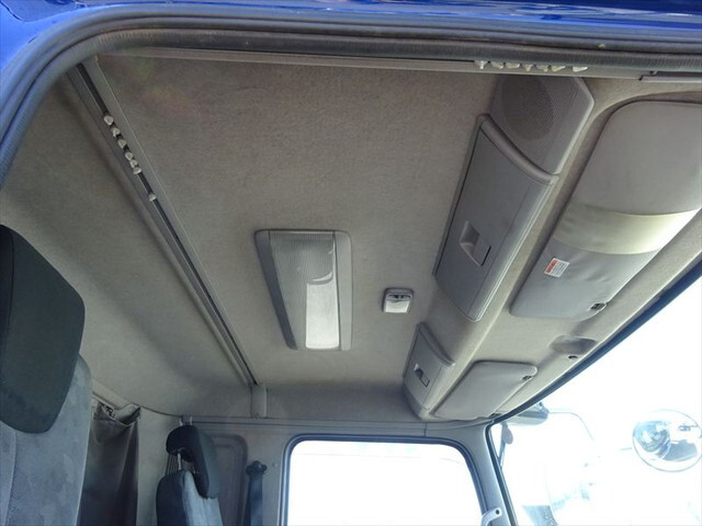 UDトラックスコンドルパッカー車（塵芥車）増トン（6t・8t）[写真27]