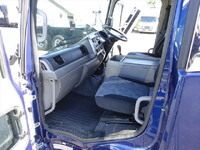 UDトラックスコンドルパッカー車（塵芥車）増トン（6t・8t）[写真32]