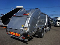 UDトラックスコンドルパッカー車（塵芥車）増トン（6t・8t）[写真04]