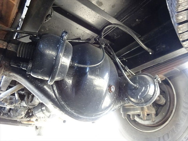 UDトラックスコンドルパッカー車（塵芥車）増トン（6t・8t）[写真07]