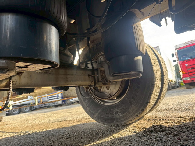 その他のメーカーその他の車種煽付平床式トレーラー大型（10t）[写真22]