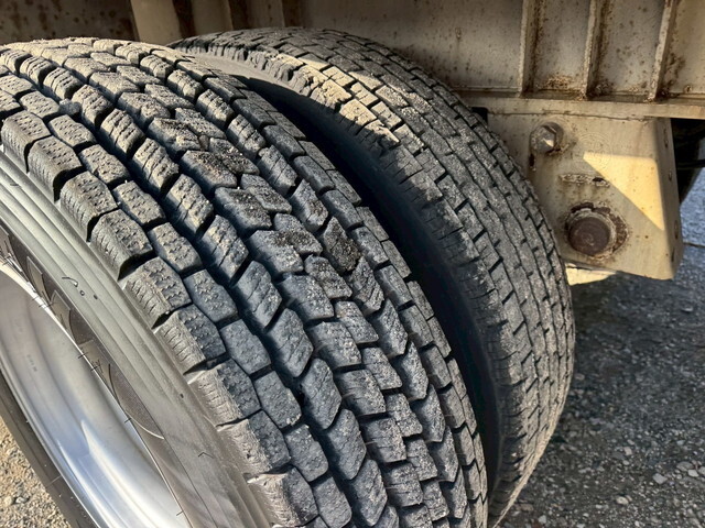 その他のメーカーその他の車種煽付平床式トレーラー大型（10t）[写真34]