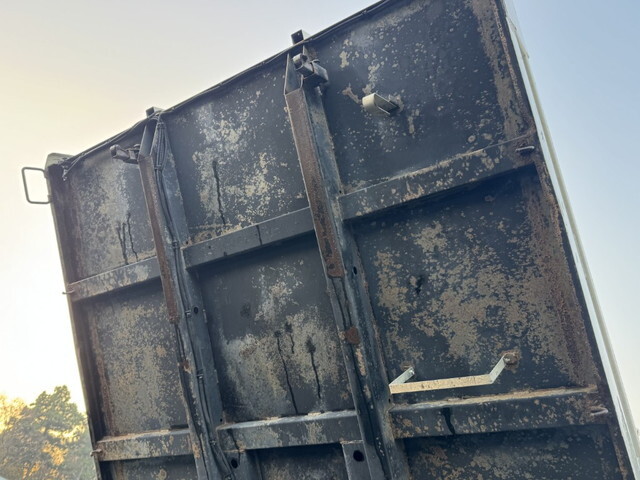 日野レンジャーダンプ中型（4t）[写真21]