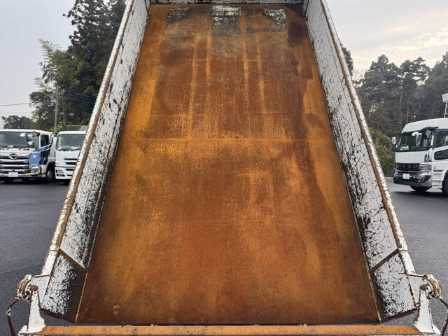 日産アトラスダンプ小型（2t・3t）[写真10]