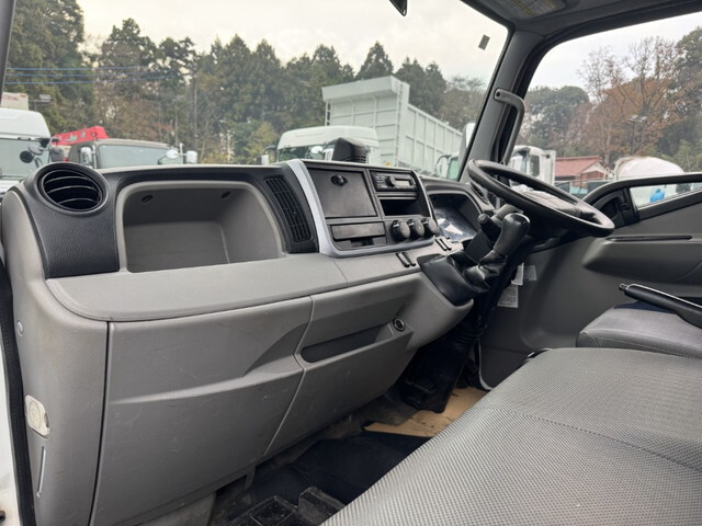 日産アトラスダンプ小型（2t・3t）[写真06]