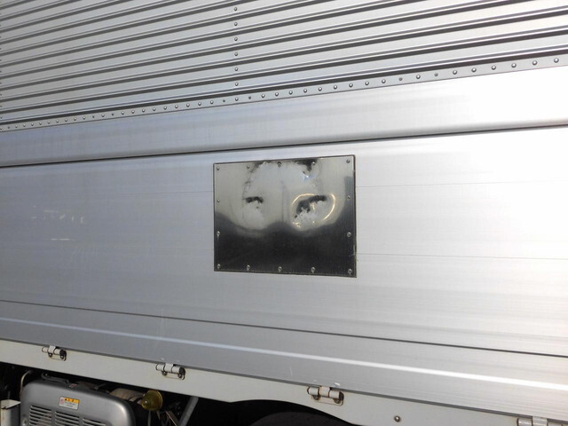 日野プロフィアアルミウイング大型（10t）[写真27]