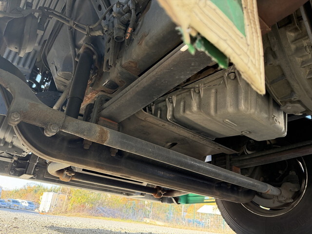 三菱ふそうスーパーグレートアルミブロック大型（10t）[写真21]