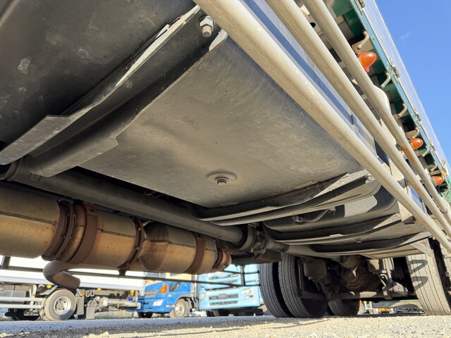 三菱ふそうスーパーグレートアルミブロック大型（10t）[写真22]