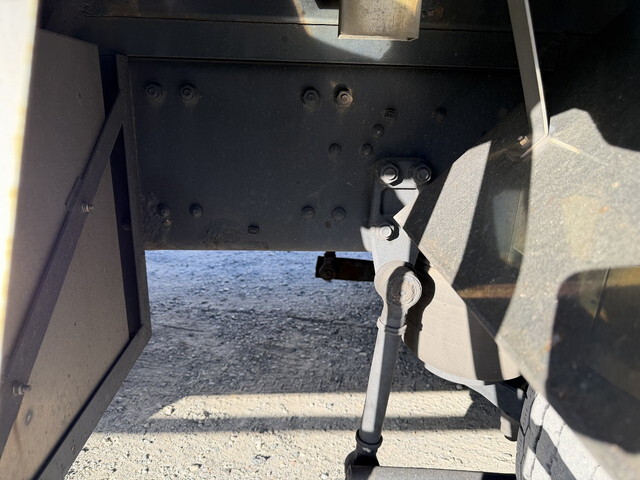 三菱ふそうスーパーグレートアルミブロック大型（10t）[写真25]