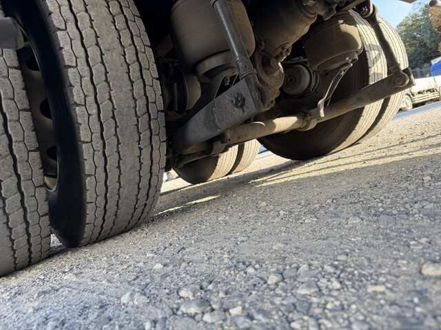 三菱ふそうスーパーグレートアルミブロック大型（10t）[写真29]