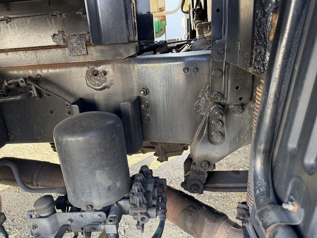 三菱ふそうスーパーグレートアルミブロック大型（10t）[写真30]