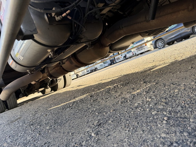 三菱ふそうスーパーグレートアルミブロック大型（10t）[写真31]