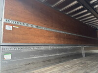 UDトラックスクオンアルミウイング大型（10t）[写真24]