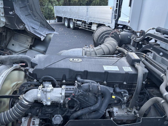 UDトラックスクオンアルミウイング大型（10t）[写真29]