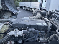 UDトラックスクオンアルミウイング大型（10t）[写真30]