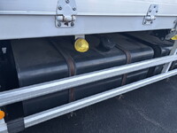 UDトラックスクオンアルミウイング大型（10t）[写真34]