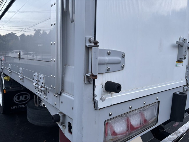 UDトラックスクオンアルミウイング大型（10t）[写真39]