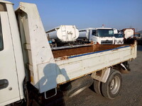 いすゞエルフダンプ小型（2t・3t）[写真11]