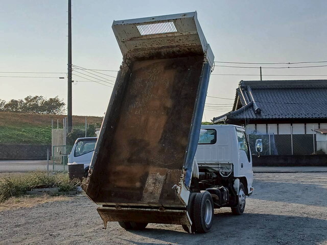 いすゞエルフダンプ小型（2t・3t）[写真02]