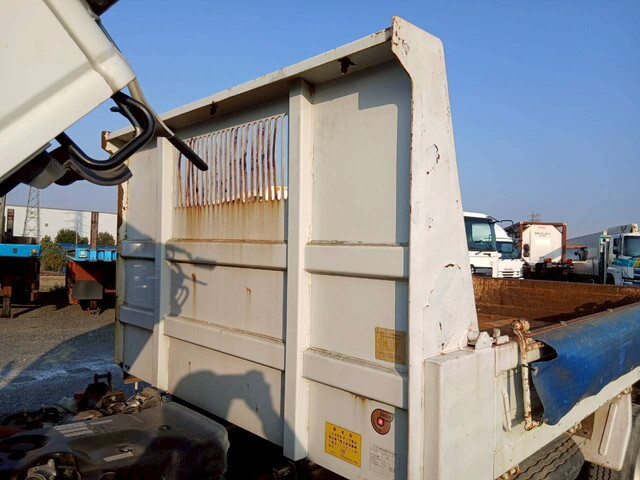 いすゞエルフダンプ小型（2t・3t）[写真25]