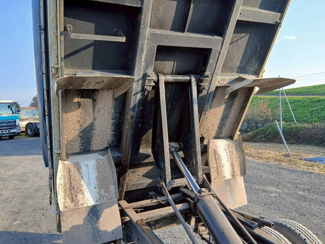 いすゞエルフダンプ小型（2t・3t）[写真39]