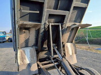 いすゞエルフダンプ小型（2t・3t）[写真40]