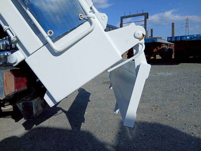 いすゞエルフダンプ小型（2t・3t）[写真08]