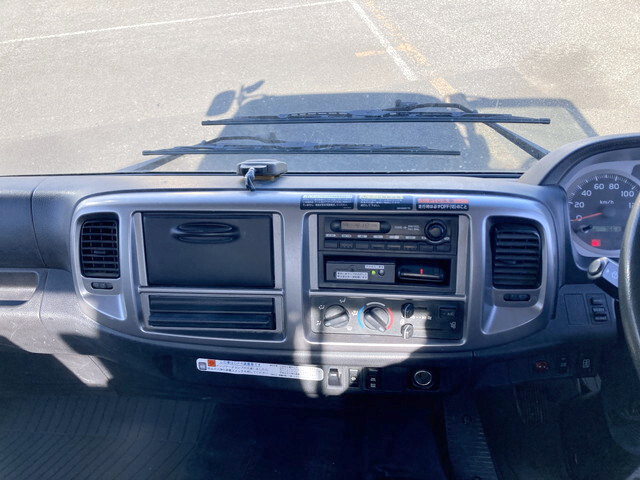 日野レンジャーセルフクレーン3段中型（4t）[写真35]